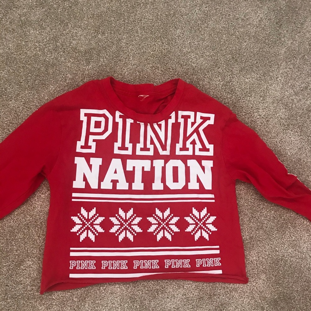 PINK Christmas cropped long sleeve